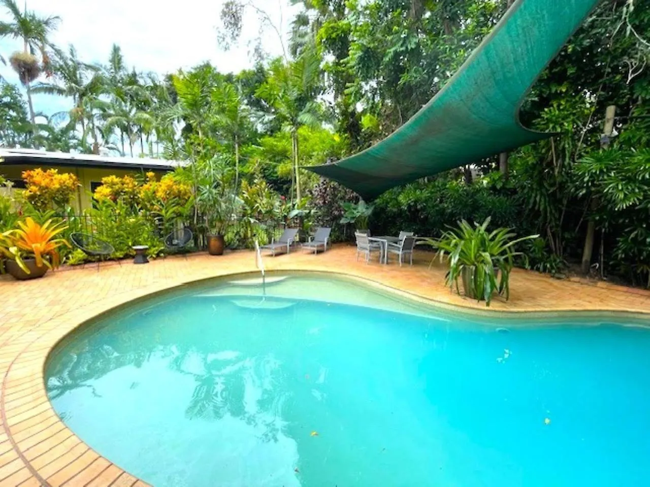 Aquatica - Luxe Holiday Home