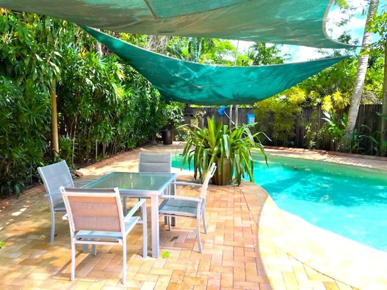 Aquatica - Luxe Holiday Home