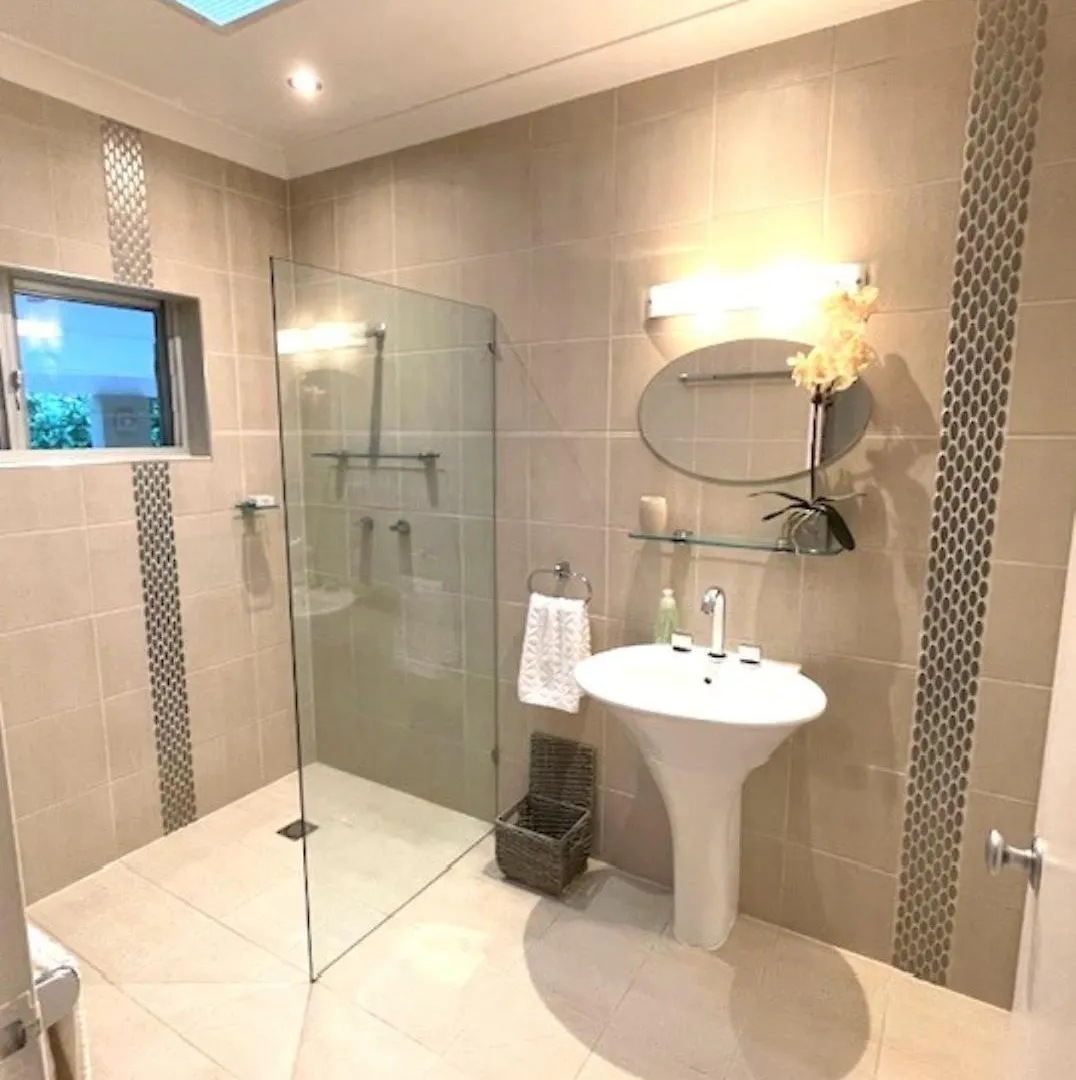 Aquatica - Luxe Holiday Home Australia