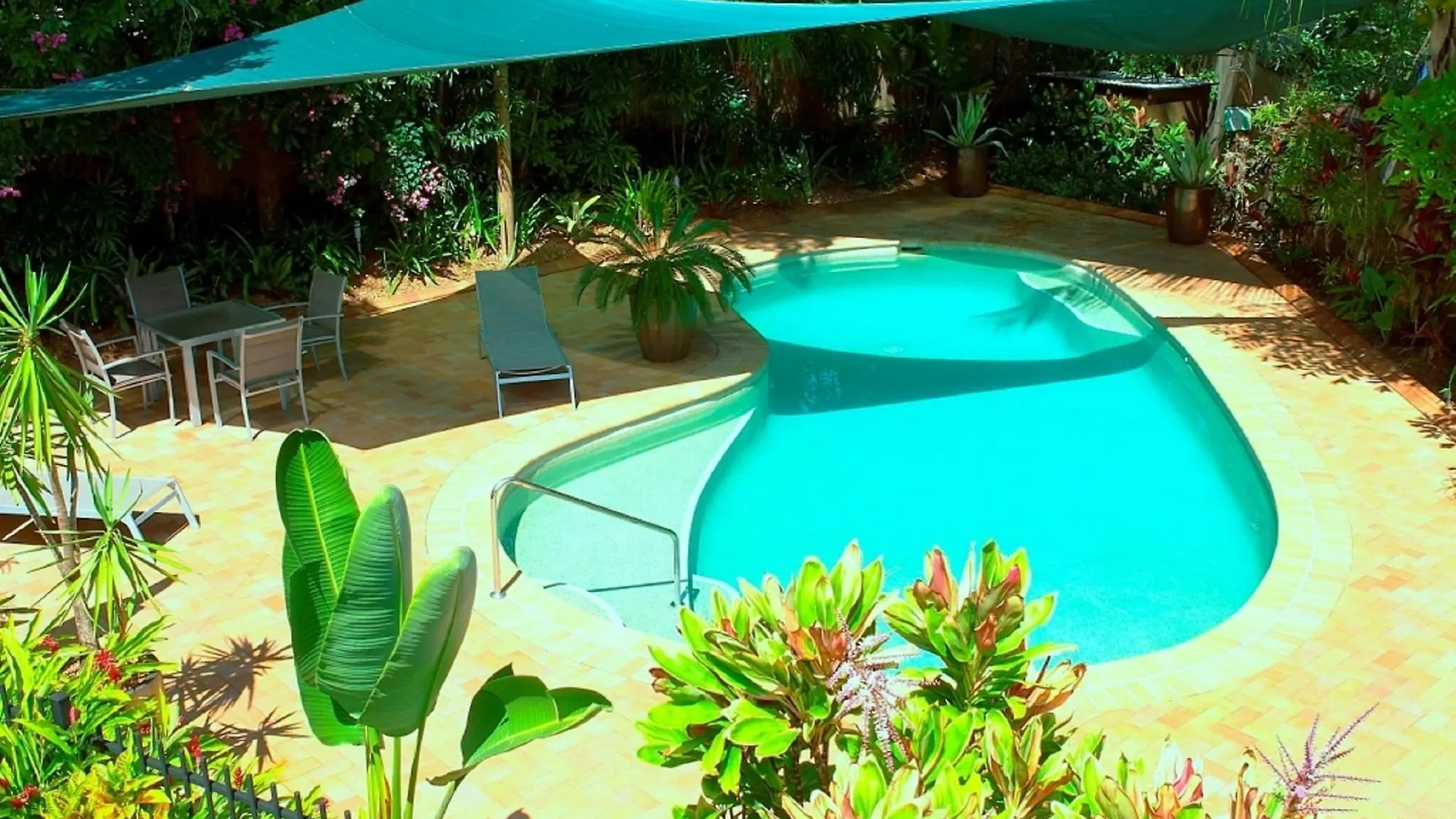 Aquatica - Luxe Holiday Home