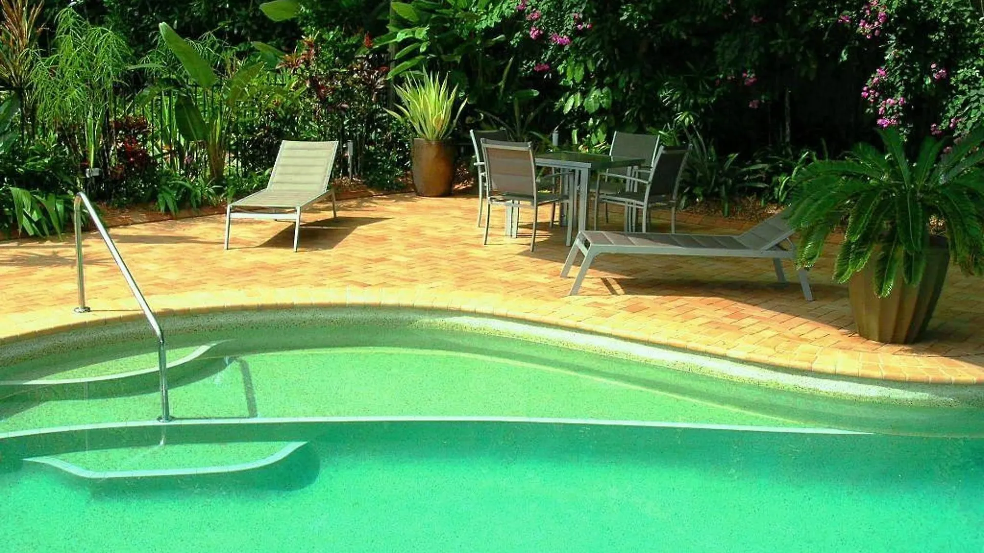 Aquatica - Luxe Holiday Home  Palm Cove